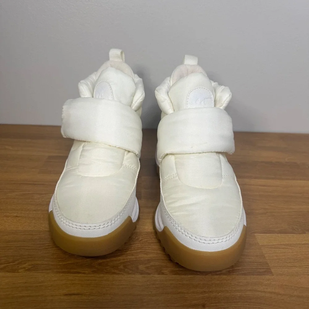 Sorel ONA RMX Puffy Strap Boots Sea Salt White Gum Sole‎ NL5054-125 Womens 7